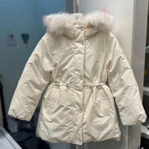 네파키즈 여아패딩165 새상품 26->6