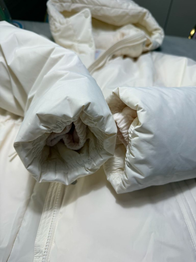 네파키즈 여아패딩165 새상품 26->6--4