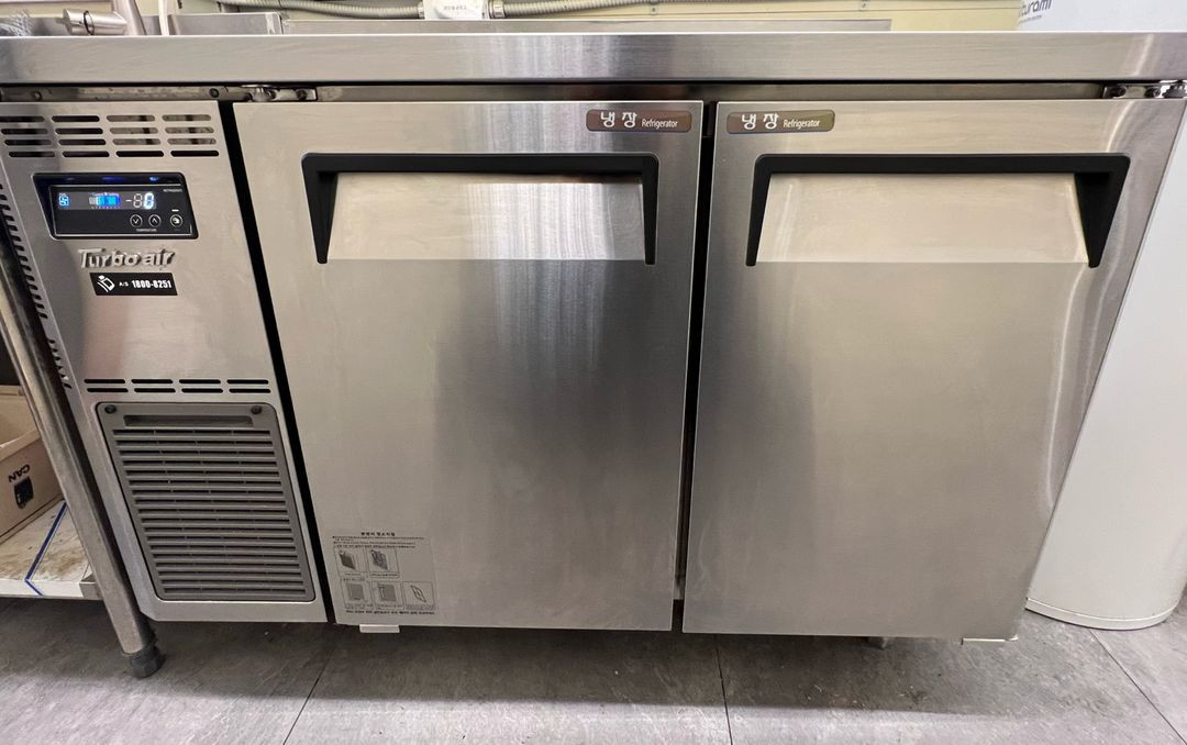 카페 정리중 (라마르조꼬/업소용 냉장/냉동/오븐/미토스원/그라인더/식기세척기/제빙기/도우컨/탬핑기/쇼케이스)--2