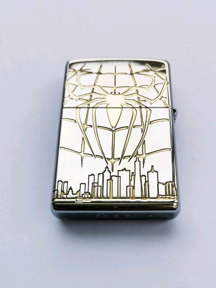 어벤져스 스파이더맨 배틀그라운드 정품지포라이터 판매합니다. 이미지