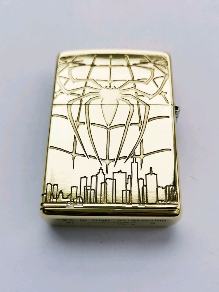 어벤져스 스파이더맨 배틀그라운드 정품지포라이터 판매합니다. 이미지