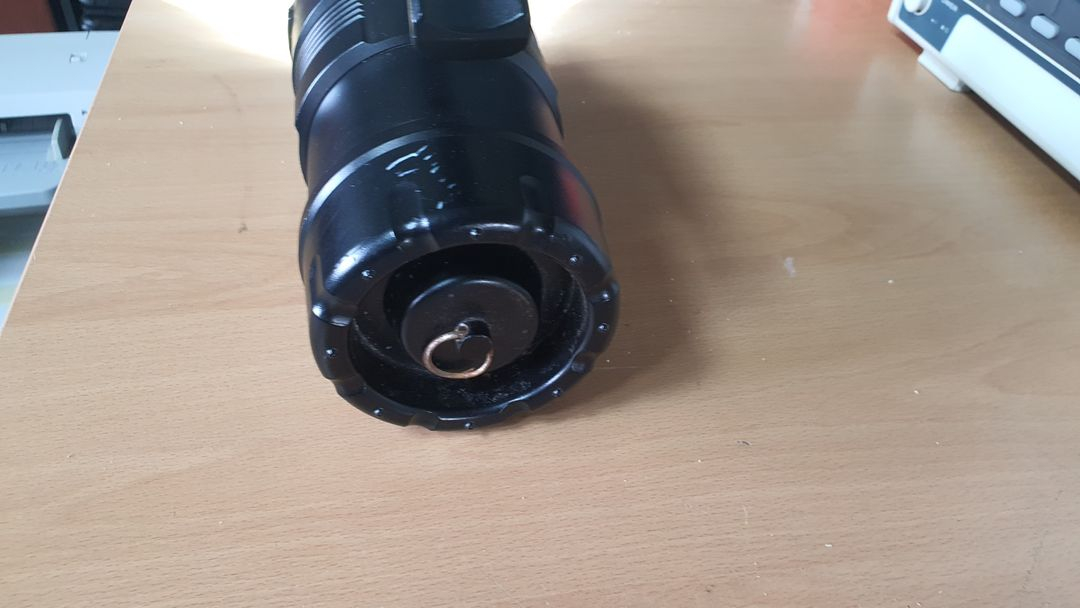 Duveet H-Gear 서치라이트 탐조등 4100루멘 지원 최대 조사거리 1.2KM 지원--3