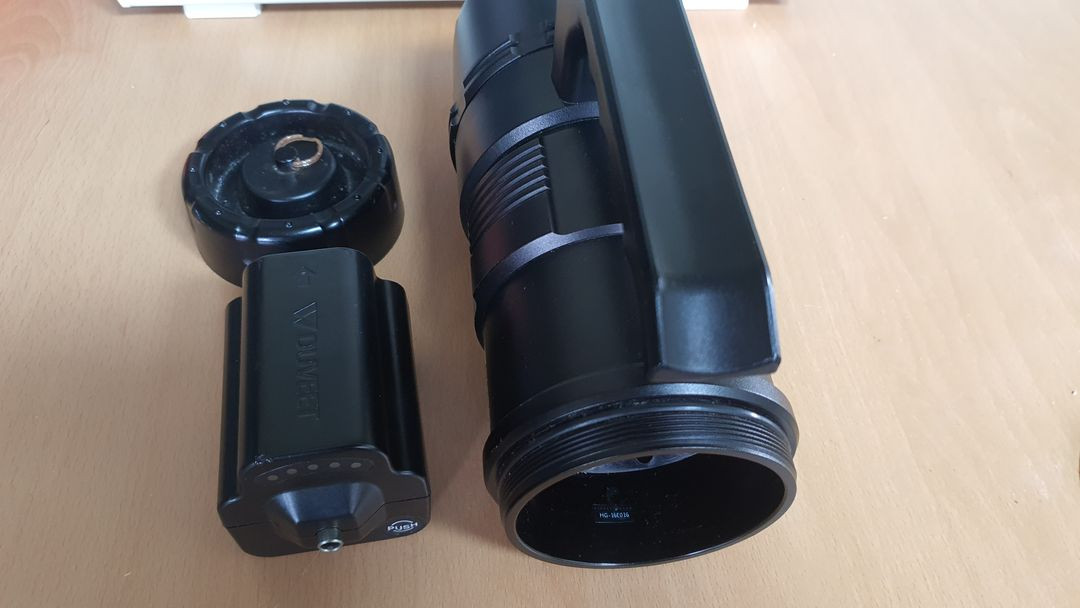 Duveet H-Gear 서치라이트 탐조등 4100루멘 지원 최대 조사거리 1.2KM 지원--5