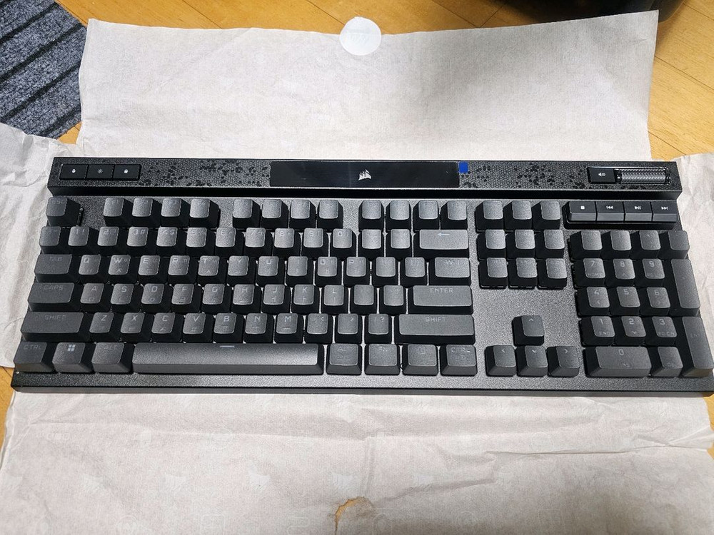 커세어 K70 MAX RGB 마그네틱 기계식 게이밍 키보드 이미지