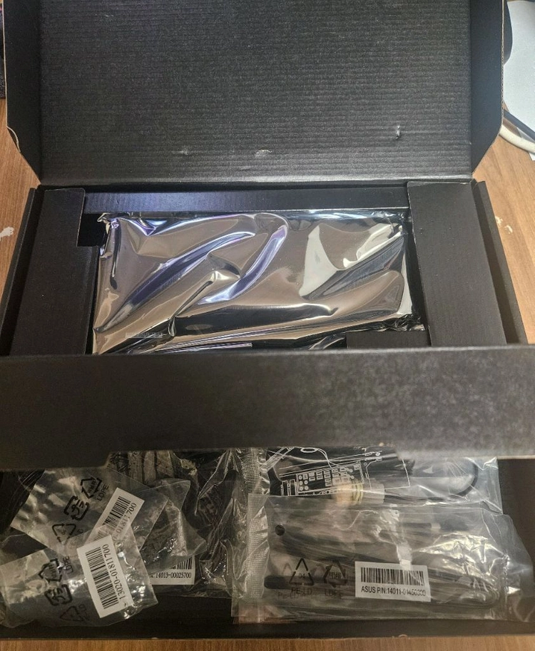 (미사용)ROG STRIX Z690-E GAIMING WIFI 메인보드 이미지