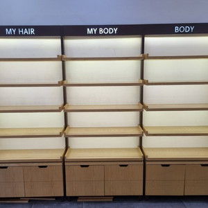 중고 .화장품진열장 이니스프리 진열대 수납가구