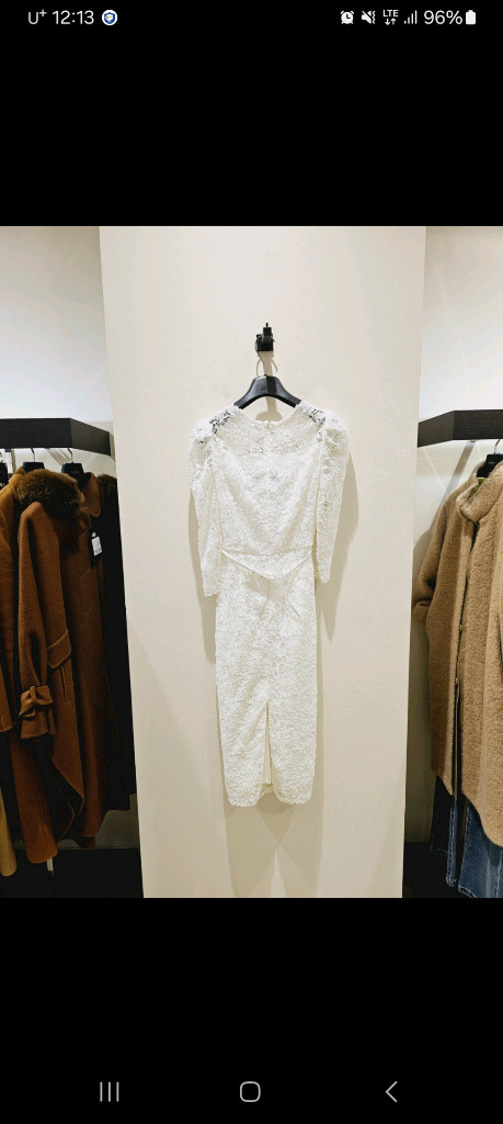 지고트 김지수착용 화이트 레이스 원피스 77사이즈--7