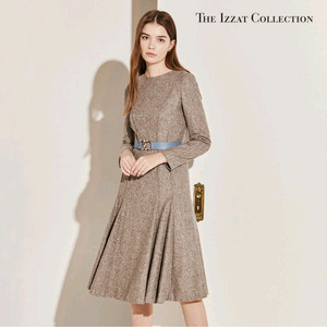 더아이잗컬렉션 울혼방원피스 66사이즈