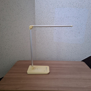 접이식 LED 스탠드 YG-TD100 판매합니다~~