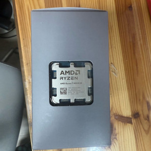 AMD Ryzen 7 9800X3D CPU 미개봉