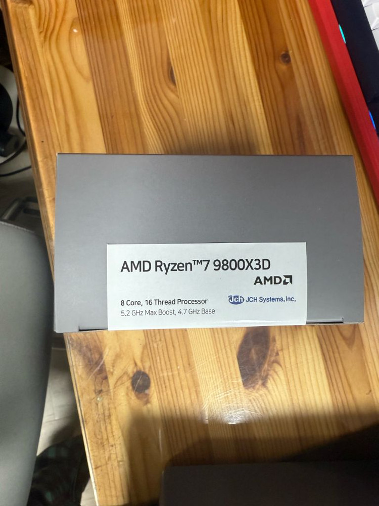 AMD Ryzen 7 9800X3D CPU 미개봉--2