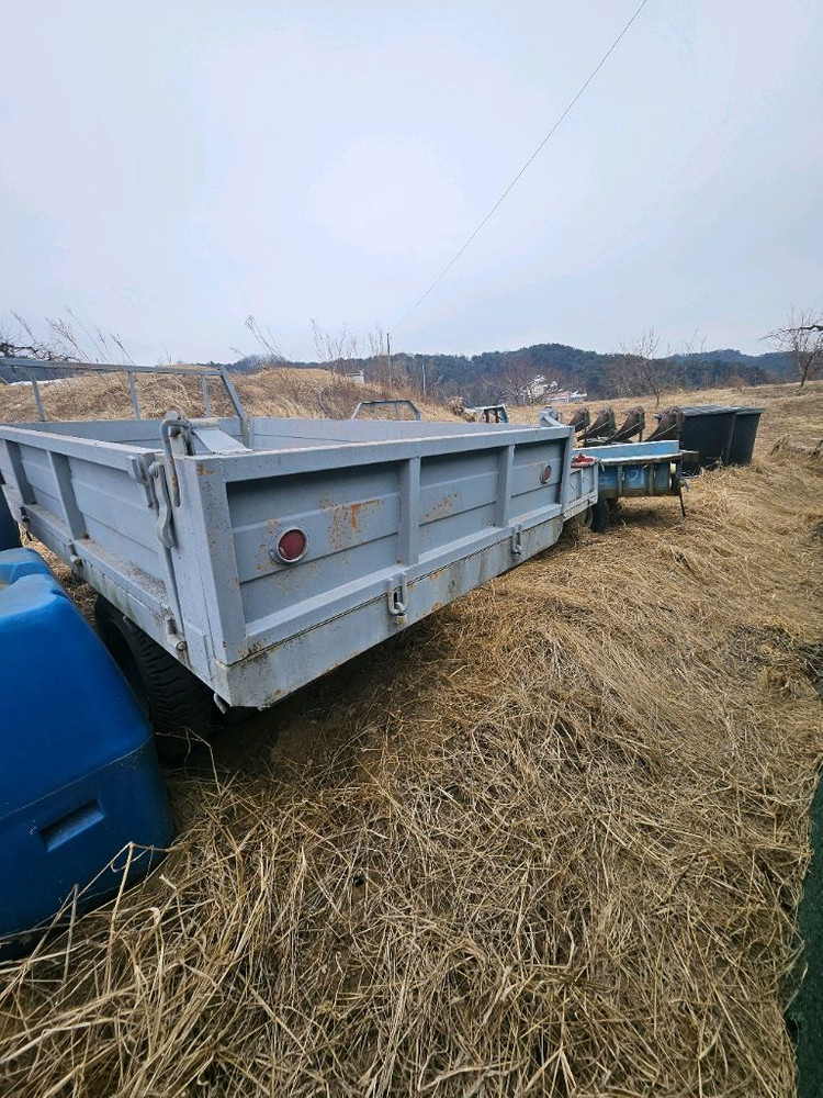 [미사용/덤프] 대동 트랙터용 추레라 (86마력이상) 이미지