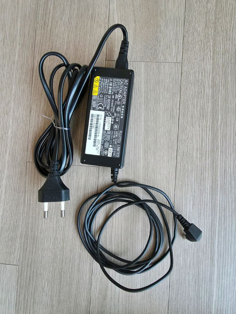 Fujitsu LIFEBOOK Q-Series Q2010--2