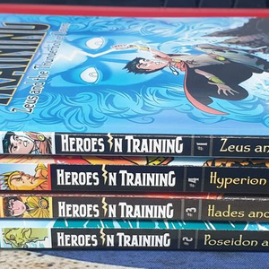 Heroes in Training Collection 1-4권 세트