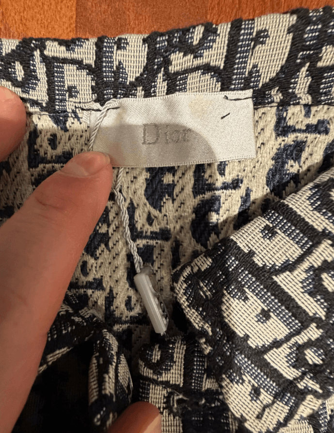 [디;올] 새상품 / 긴팔셔츠 / 약 100 사이즈--1