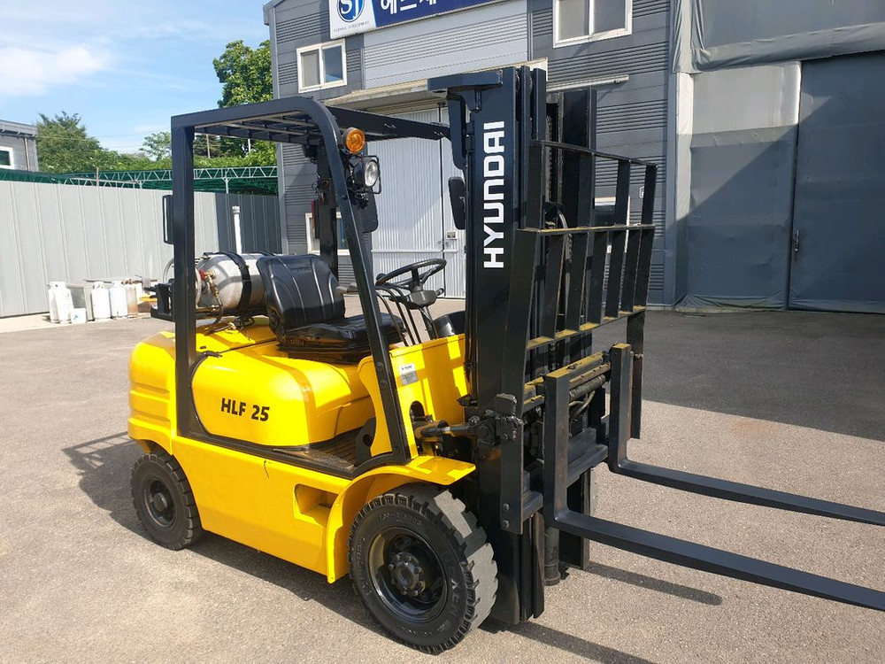 친환경 지게차 현대 2.5톤 이미지