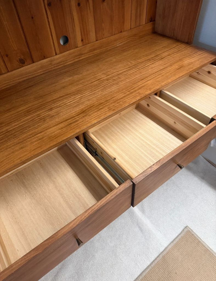 네추럴 월넛 원목 그릇장 유리 장식장 주방 수납장--4