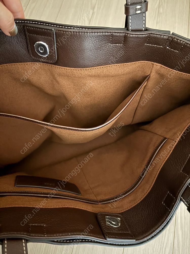 파사드패턴 셀러리 레더백 chocolate 이미지