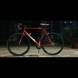 쓰나미 레드와인 급처합니다 이미지