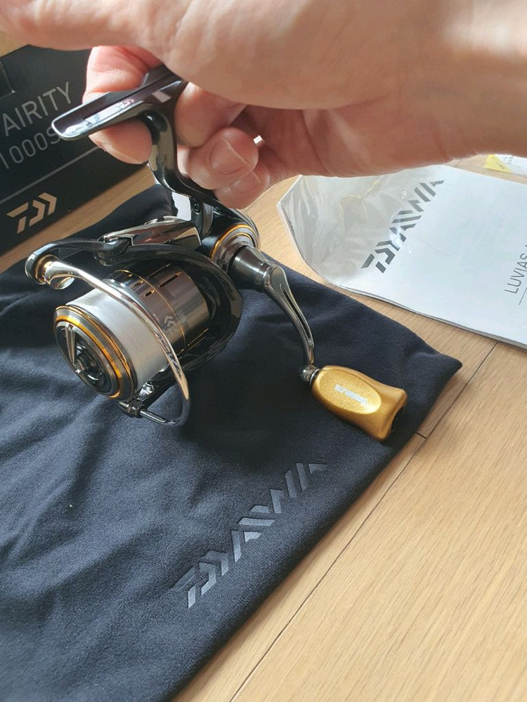 21루비아스 에어리티 1000s-p (네고불가) 볼락 아징--2