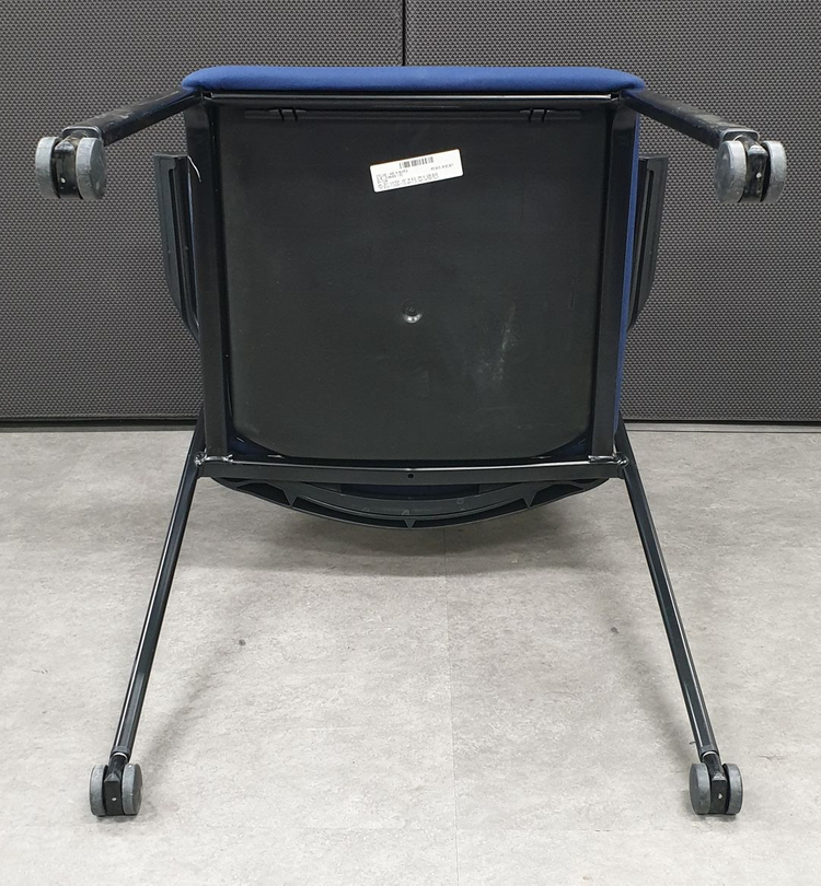 스틸케이스 회의용 REPLY 의자 (RPY-72200) 이미지