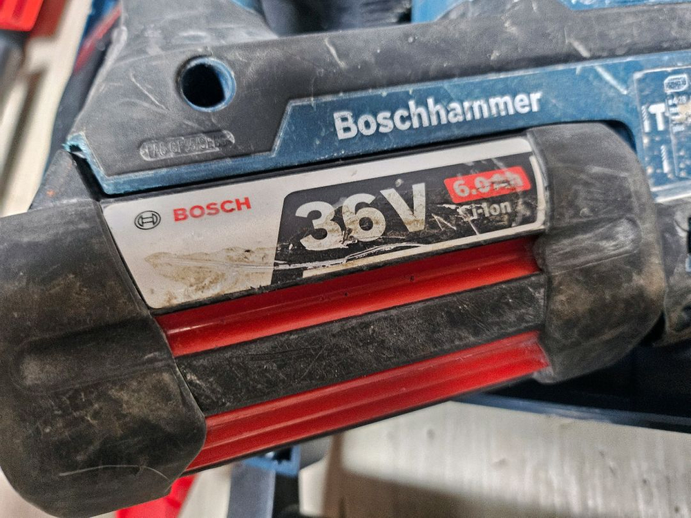 보쉬 36볼트 충전 로타리 앙카 해머 뿌레카 파쇄 드릴 세트 이미지