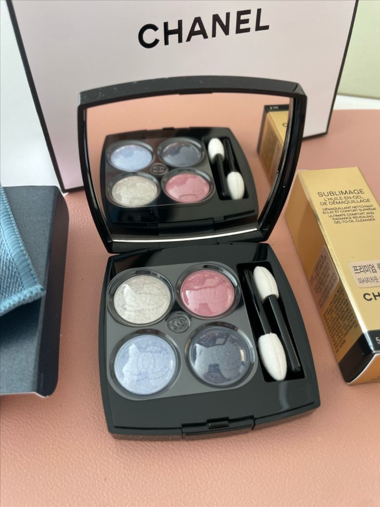 샤넬 레 꺄트르 옹브르 데님 한정판 새상품 택포--1