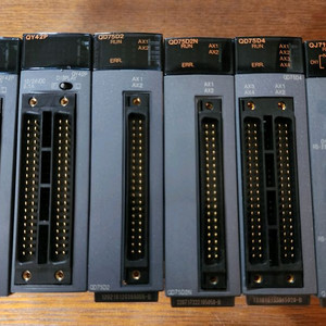 MITSUBISHI Q-PLC 판매합니다