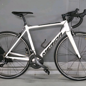 메리다 스컬트라100 화이트크림 로드자전거 판매합니다