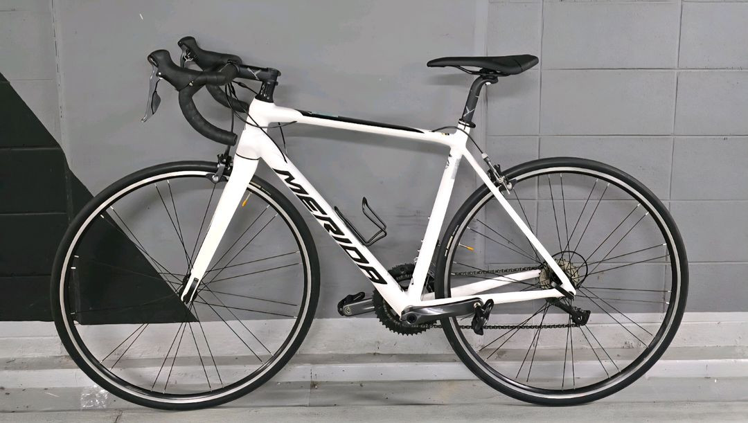 메리다 스컬트라100 화이트크림 로드자전거 판매합니다--1