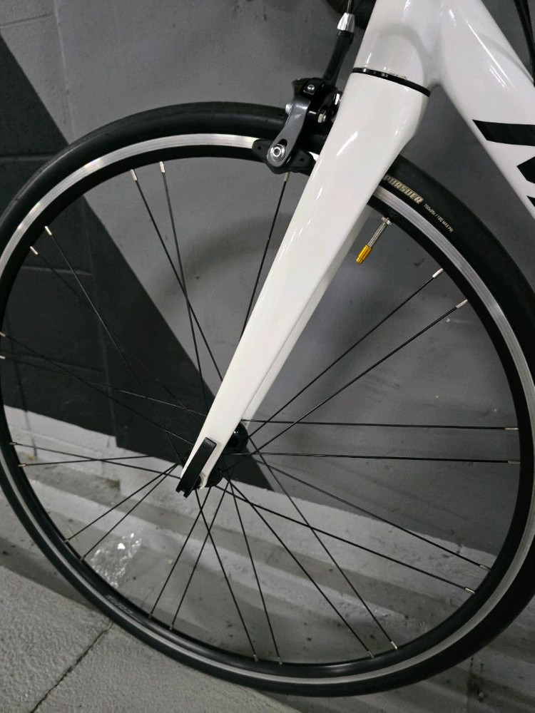 메리다 스컬트라100 화이트크림 로드자전거 판매합니다--5