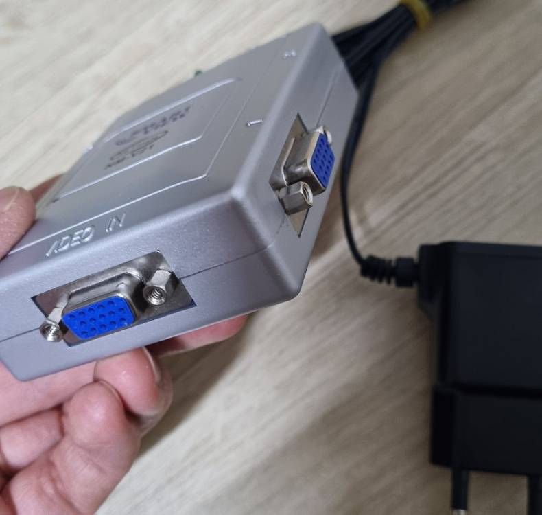 NETmate 모니터 자동 분배기(NM-V21)--5