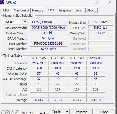 희귀매물! 하이엔드 화이트 감성 본체 (지스킬 CL28램/2TB SSD/정품 윈도우)--7