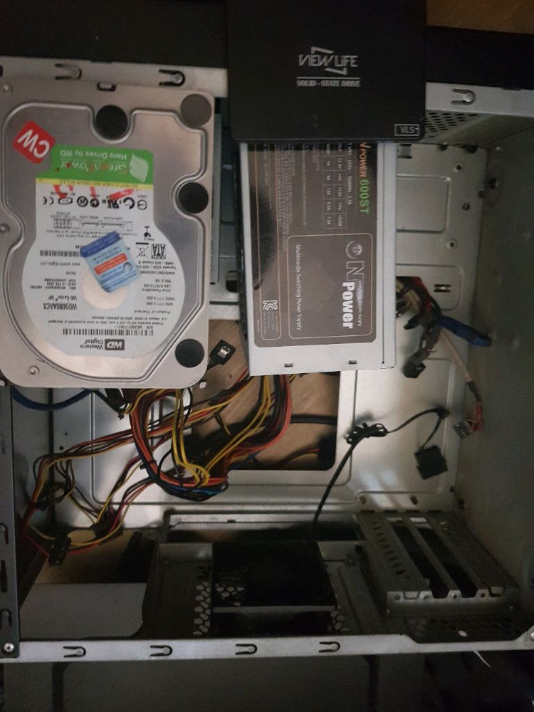 컴퓨터 2대 + 부품들 일괄 싸게 판매해요--3