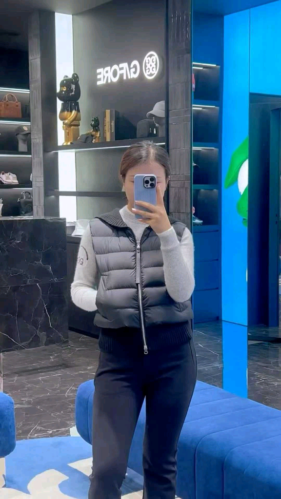 지포어 니트배색 다운 패딩 조끼--1