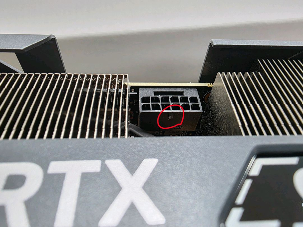 기가바이트(GIGABYTE) 지포스 RTX 4070 Ti EAGLE OC 12GB 모델 판매합니다--1