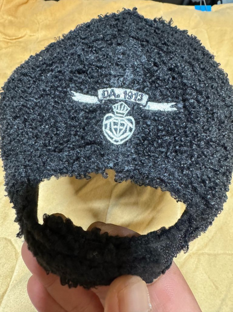 프라다양털 캡 모자--1