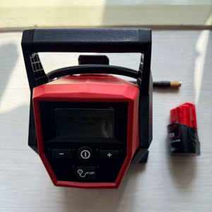 밀워키 M12 컴팩트 인플레이터 + 배터리 세트