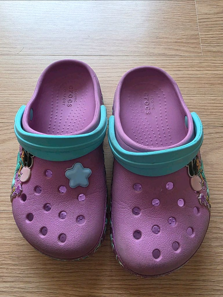 크록스 여아 c11--3