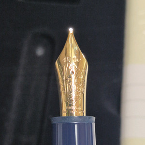 몽블랑 마이스터스튁 149 LE1883 오리엔트 익스프레스 만년필 M닙 판매합니다.