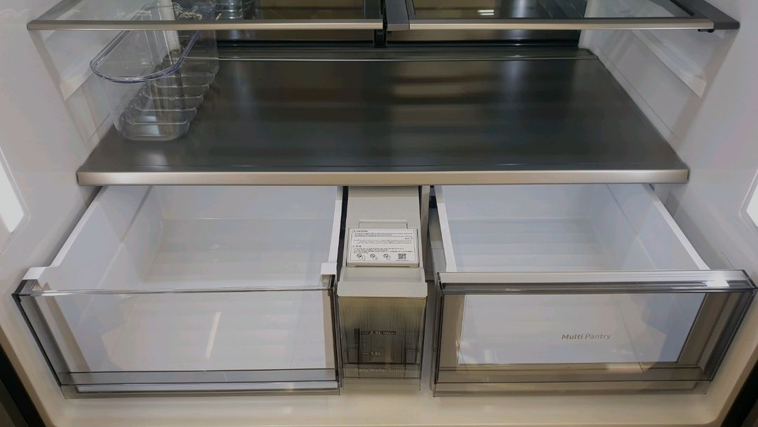 삼성 비스포크 패밀리허브 4도어 냉장고 이미지