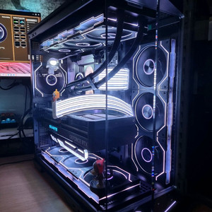 초고사양 게이밍 컴퓨터 라이젠 9800X3D RTX 4080 팝니다.