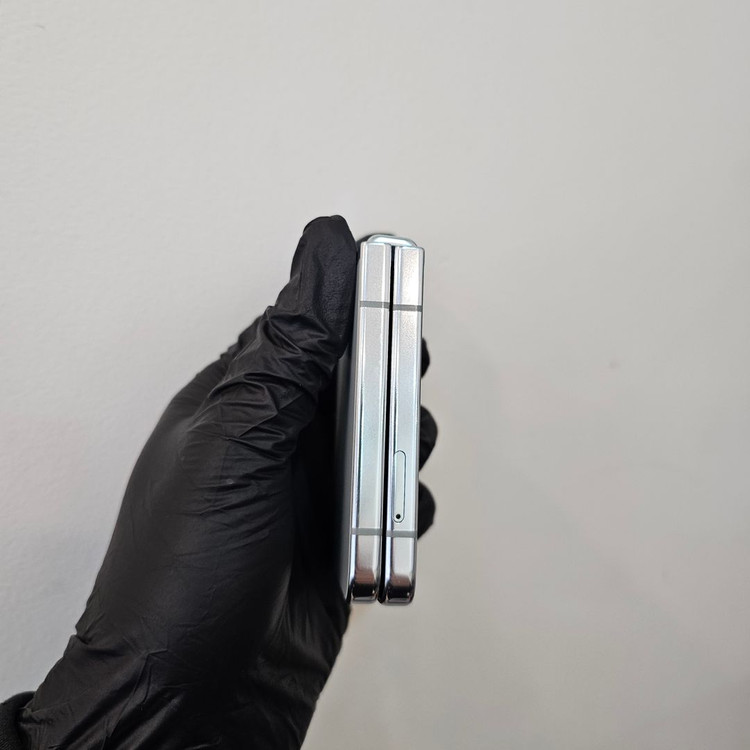 갤럭시Z플립5 256기가 민트 (S급) / 0223--2