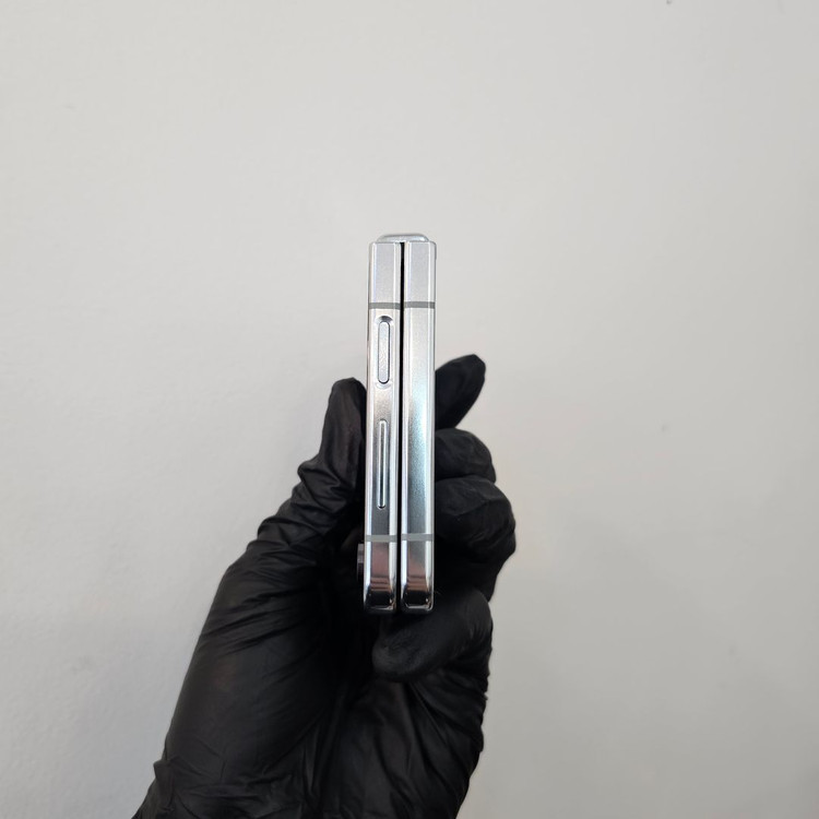 갤럭시Z플립5 256기가 민트 (S급) / 0223--3