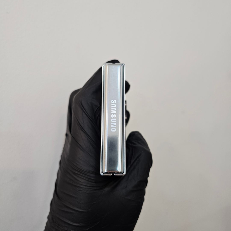 갤럭시Z플립5 256기가 민트 (S급) / 0223--4