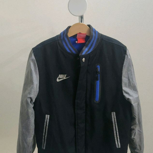 나이키 키즈 블랙 야구점퍼 140 이미지