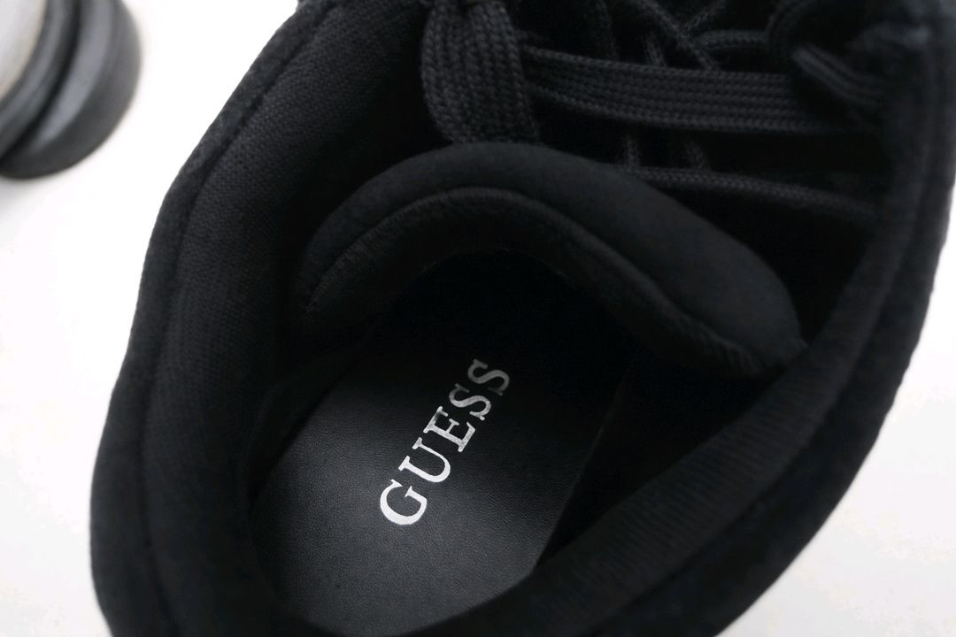 ((정품))게스 여자 웨지스니커즈 겨울 키높이신발 (240)--3