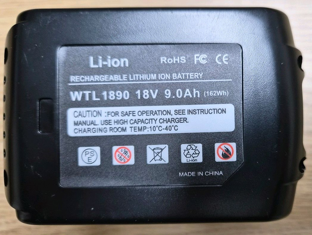 마끼다 호환 충전기[DC18RC]와 호환 배터리[18V 9A]-개별판매--4