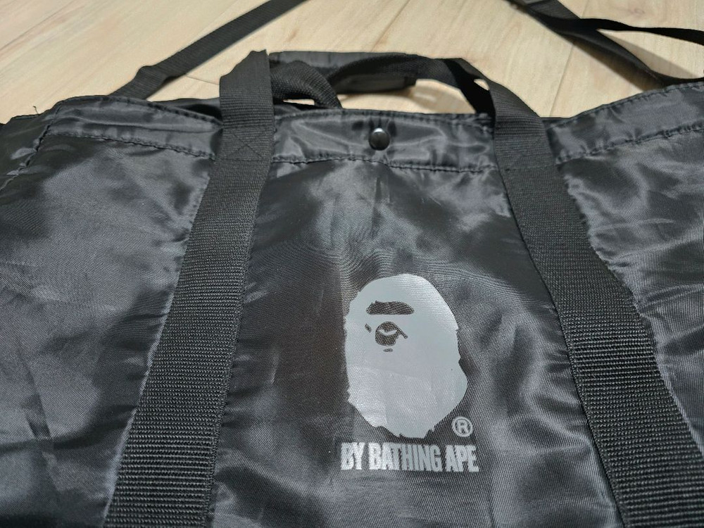 베이프 토트 & 크로스백 (블랙) 2.5만에 팝니다.--1