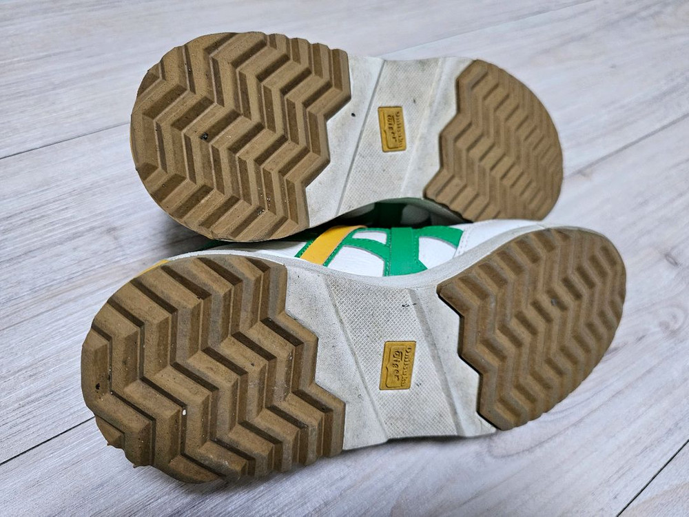 오니츠카타이거 TOKYO 델리게이션 EX 4만에 팝니다. (245)--3